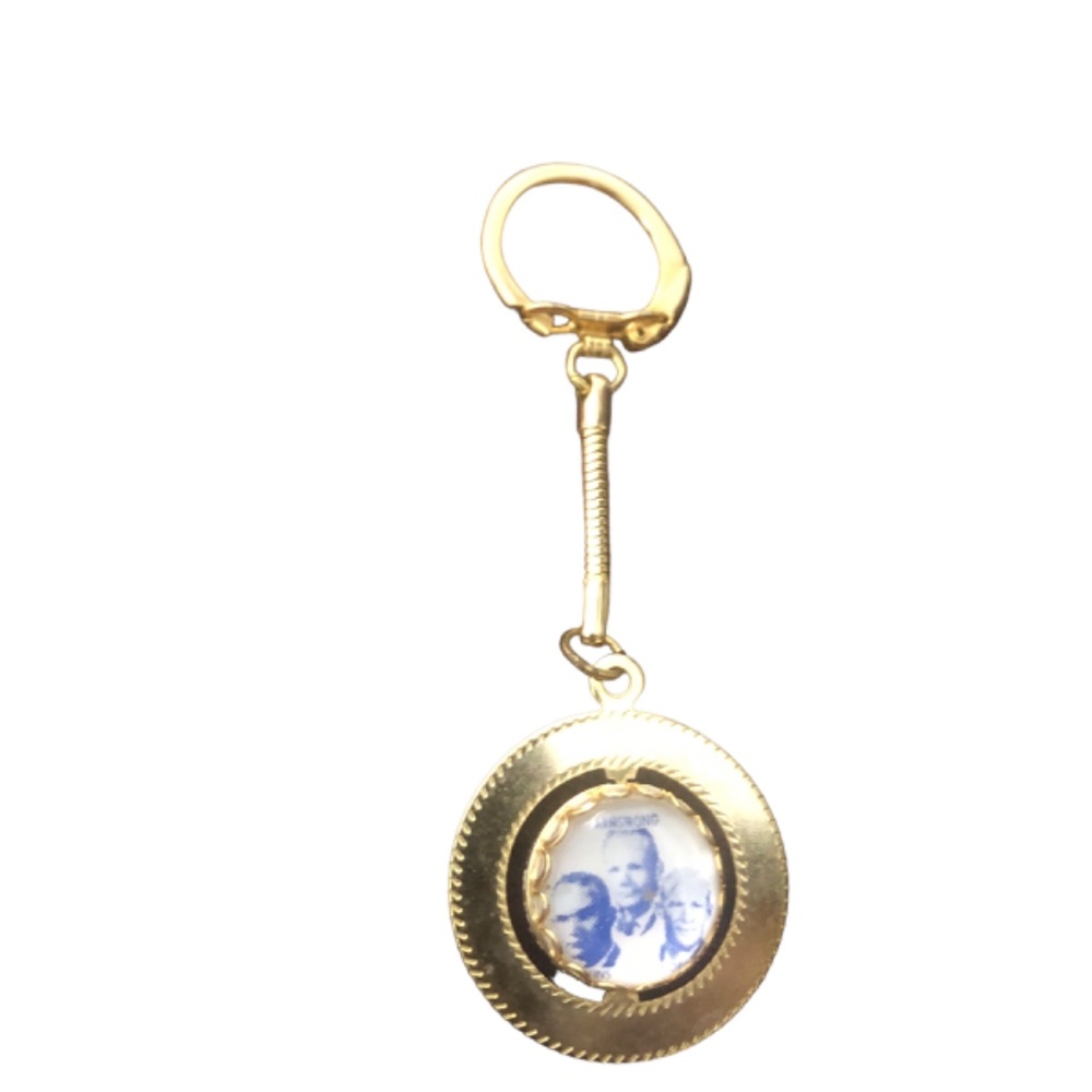 Vintage Neil Armstrong 1969 Moon Landing Gold Tone Spinning Globe Key Chain